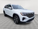 Thumbnail of 2025 Opal White Pearl Effect Volkswagen Atlas