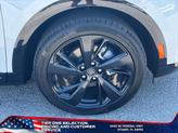 Thumbnail of 2025 Summit White Buick Envision