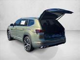 Thumbnail of 2026 avocado green pearl Volkswagen Atlas