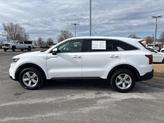 Thumbnail of 2023 Glacial White Pearl Kia Sorento