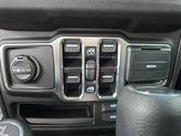 Thumbnail of 2025 Bright White Clearcoat Jeep Gladiator