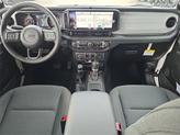 Thumbnail of 2025 Bright White Clearcoat Jeep Gladiator