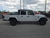 Thumbnail of 2025 Bright White Clearcoat Jeep Gladiator