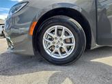 Thumbnail of 2022 Ceramic Gray Clearcoat Chrysler Pacifica