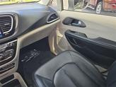 Thumbnail of 2022 Ceramic Gray Clearcoat Chrysler Pacifica