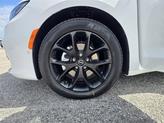 Thumbnail of 2026 Pw7 Chrysler Pacifica
