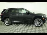 Thumbnail of 2023 Diamond Black Crystal Pearlcoat Jeep Grand Cherokee