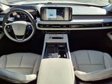 Thumbnail of 2025 White Metallic Lincoln Aviator