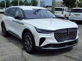 Thumbnail of 2024 White Platinum Tri-Coat Metallic Lincoln Nautilus