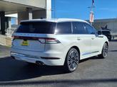 Thumbnail of 2025 White Metallic Lincoln Aviator