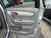 Thumbnail of 2017 Silver Ice Metallic Chevrolet Traverse