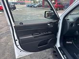 Thumbnail of 2016 Bright White Clearcoat Jeep Patriot
