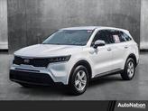 Photo of 2021 Glacial White Pearl Kia Sorento