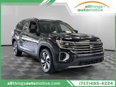 Photo of 2024 Deep Black Pearl Volkswagen Atlas
