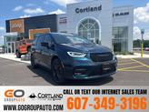 Photo of 2023 Fathom Blue Pearlcoat Chrysler Pacifica