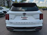 Thumbnail of 2021 Glacial White Pearl Kia Sorento