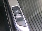 Thumbnail of 2021 Glacial White Pearl Kia Sorento