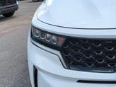 Thumbnail of 2021 Glacial White Pearl Kia Sorento