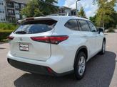 Thumbnail of 2022 Wind Chill Pearl Toyota Highlander