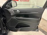 Thumbnail of 2022 Diamond Black Crystal Pearlcoat Jeep Grand Cherokee