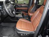 Thumbnail of 2023 Onyx Black GMC Yukon