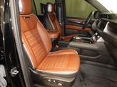 Thumbnail of 2023 Onyx Black GMC Yukon