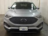 Thumbnail of 2024 Iconic Silver Metallic Ford Edge