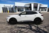 Thumbnail of 2025 Summit White Buick Envision