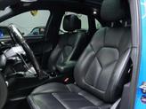 Thumbnail of 2017 Blue Porsche Macan