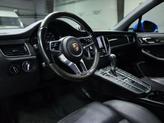 Thumbnail of 2017 Blue Porsche Macan