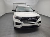 Thumbnail of 2021 Star White Metallic Tri-Coat Ford Explorer