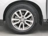 Thumbnail of 2016 Brilliant Silver Metallic Nissan Pathfinder