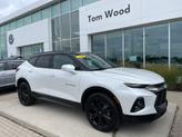 Thumbnail of 2022 Iridescent Pearl Tricoat Chevrolet Blazer