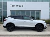 Thumbnail of 2022 Iridescent Pearl Tricoat Chevrolet Blazer