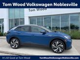 Photo of 2025 Mountain Lake Blue W/Black Roof Volkswagen ID.4