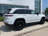 Thumbnail of 2024 Bright White Clearcoat Jeep Grand Cherokee