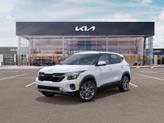 Photo of 2025 Snow White Pearl Kia Seltos