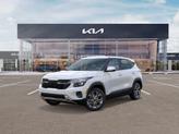 Photo of 2026 Snow White Pearl Kia Seltos
