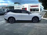 Thumbnail of 2025 White / Black Nissan Murano