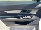 Thumbnail of 2025 White / Black Nissan Murano
