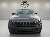 Photo of 2020 Granite Crystal Metallic Clearcoat Jeep Cherokee