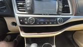 Thumbnail of 2018 Shoreline Blue Pearl Toyota Highlander