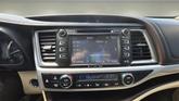 Thumbnail of 2018 Shoreline Blue Pearl Toyota Highlander