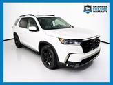 Photo of 2025 Platinum White Pearl Honda Pilot