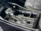 Thumbnail of 2022 Glacial White Pearl Kia Sorento