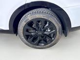 Thumbnail of 2022 Glacial White Pearl Kia Sorento