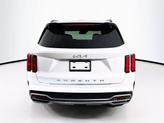 Thumbnail of 2022 Glacial White Pearl Kia Sorento