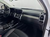 Thumbnail of 2022 Glacial White Pearl Kia Sorento