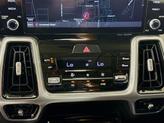 Thumbnail of 2022 Glacial White Pearl Kia Sorento