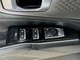 Thumbnail of 2022 Glacial White Pearl Kia Sorento